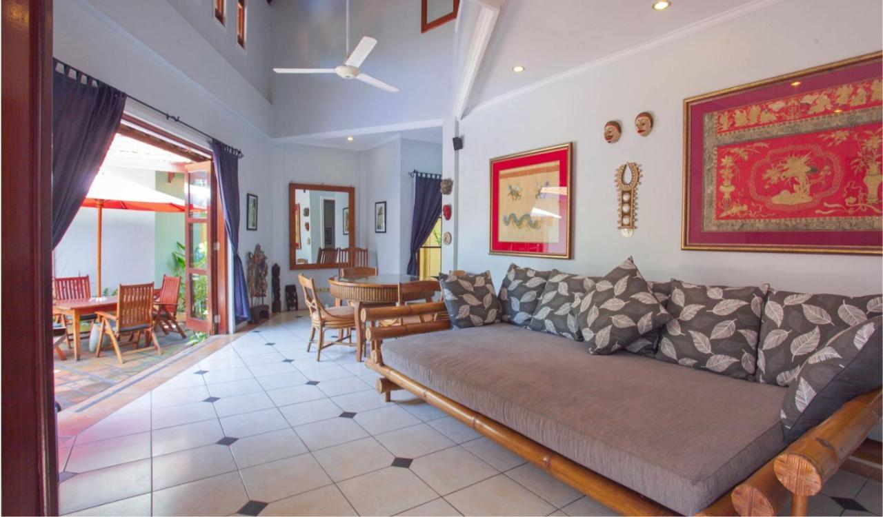 Villa Naga Maya Legian  Ngoại thất bức ảnh