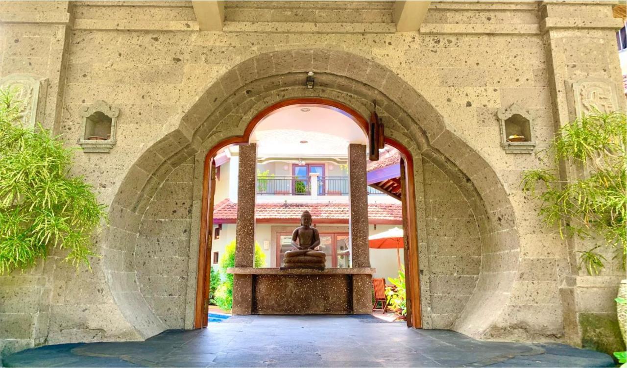 Villa Naga Maya Legian  Ngoại thất bức ảnh