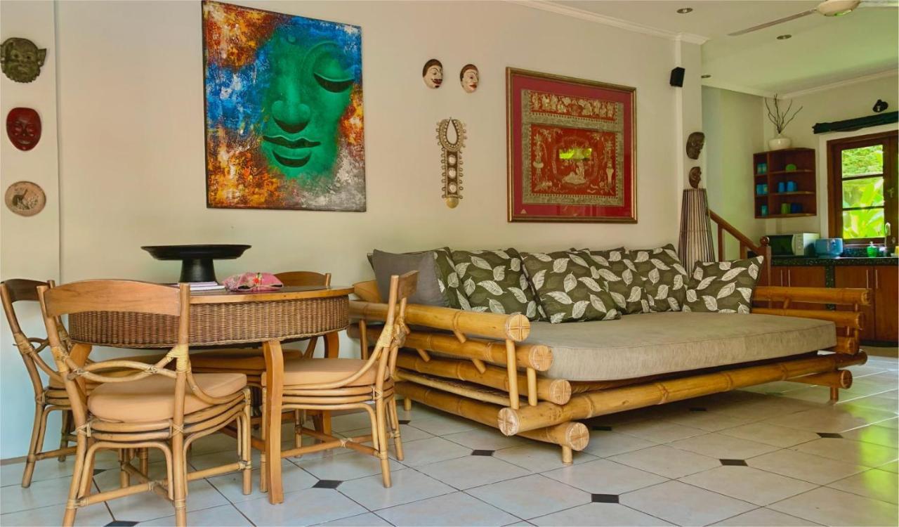 Villa Naga Maya Legian  Ngoại thất bức ảnh