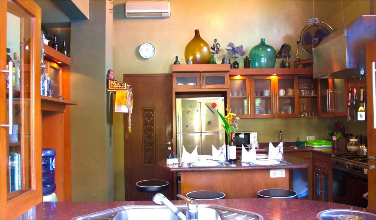 Villa Naga Maya Legian  Ngoại thất bức ảnh