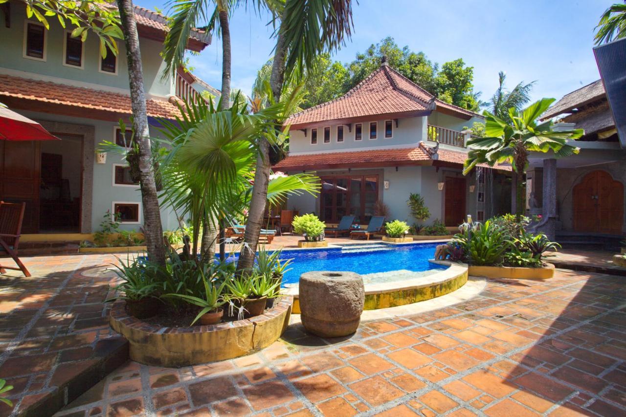 Villa Naga Maya Legian  Ngoại thất bức ảnh